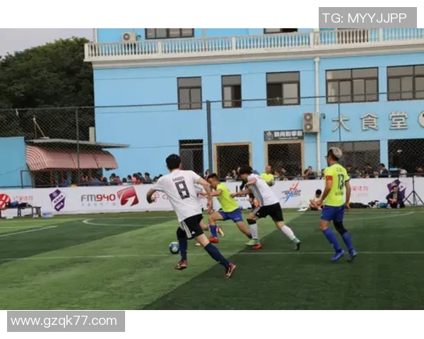 上海足球队在城市联赛中的实力分析与表现评估